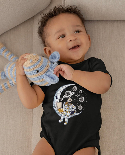 95% Organic Cotton, and 5% Spandex for Baby Clothing.